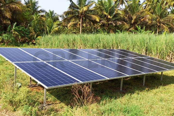 Groena Solar technicians installing an agricultural solar pump